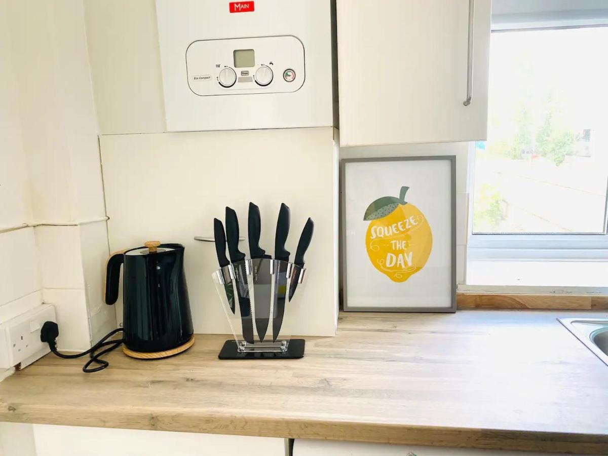 Charming Flats With Fast Wifi On The Famous Abbey Road Apartment Лондон Екстериор снимка